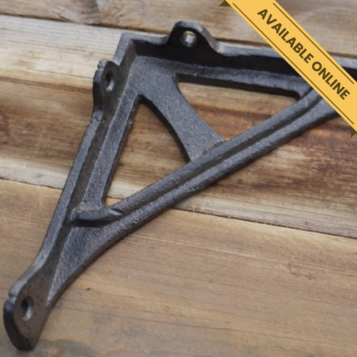 Heavy-duty large cast iron shelf bracket with classic scroll design, suitable for shelving or wall décor, H: 12cm W: 12cm D: 2cm Weight: 0.2kgs