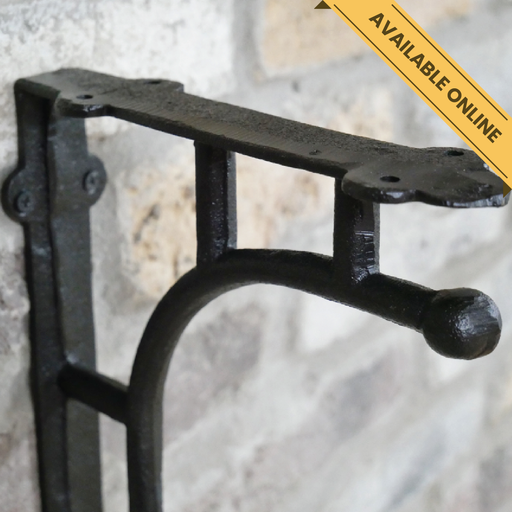 Medium cast iron shelf bracket, sturdy and stylish for supporting shelves or hooks, H: 33cm W: 20cm D: 5cm Weight: 1.08kgs