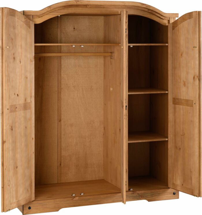 TRIPLE WARDROBE