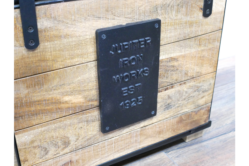 JUPITER WINE CABINET