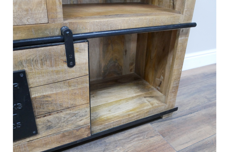 JUPITER WINE CABINET