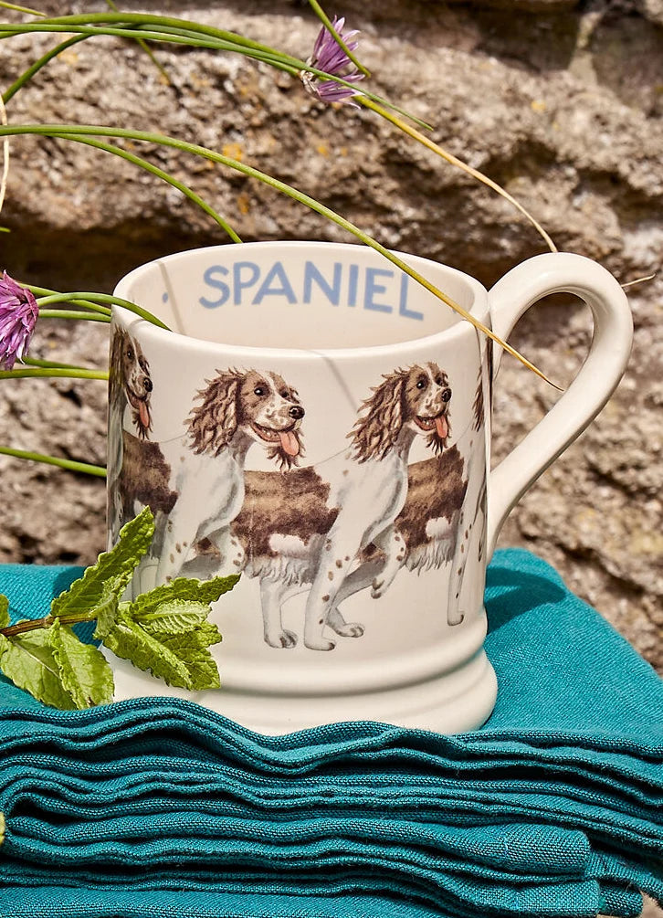 BROWN & CREAM SPANIEL 1/2 PINT MUG