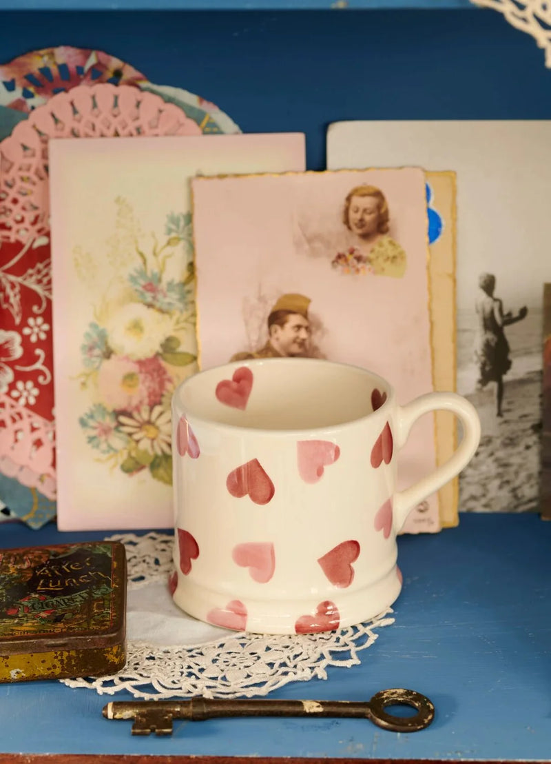 PINK HEARTS SMALL MUG