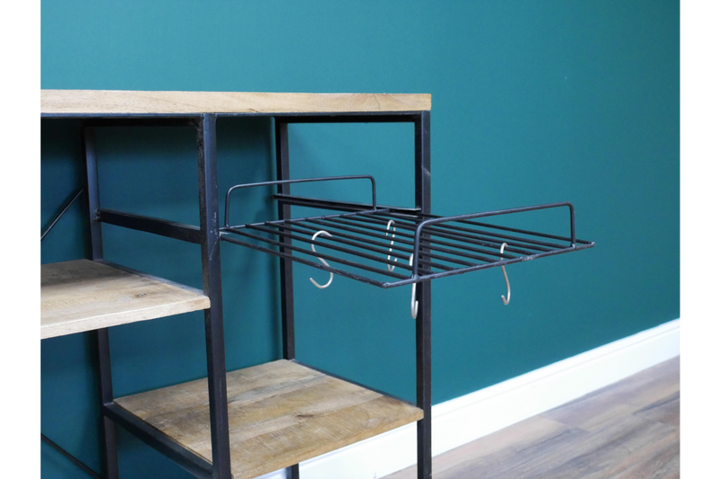 INDUSTRIAL STORAGE UNIT