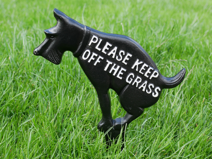 PLEASE KEEP OFF GRASS SPIKE