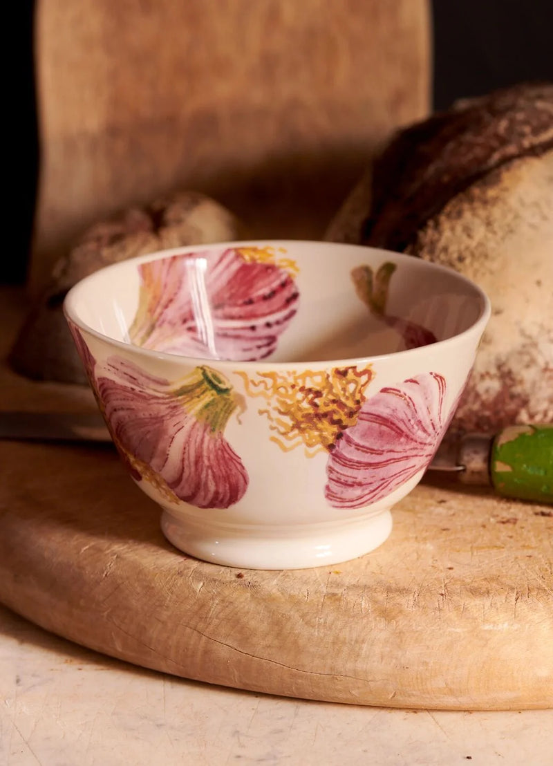 VEGETABLE GARDEN GARLIC SMALL OLD BOWL