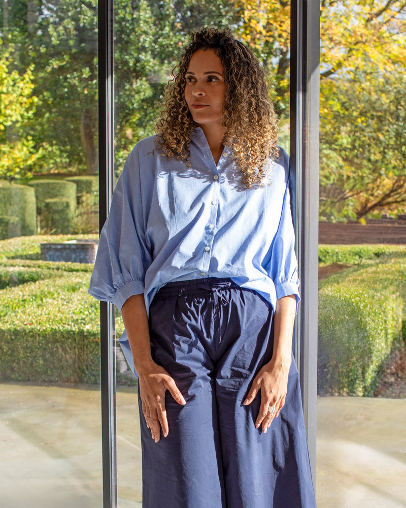 Chalk women’s Poppy shirt light blue cotton close-up detail