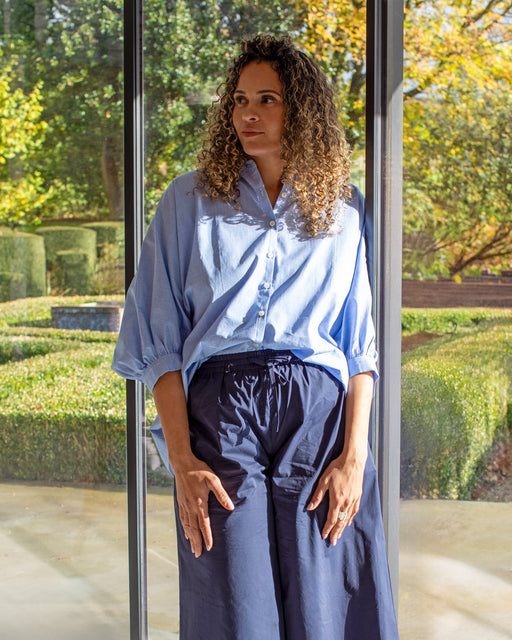 Chalk women’s Poppy shirt light blue cotton close-up detail