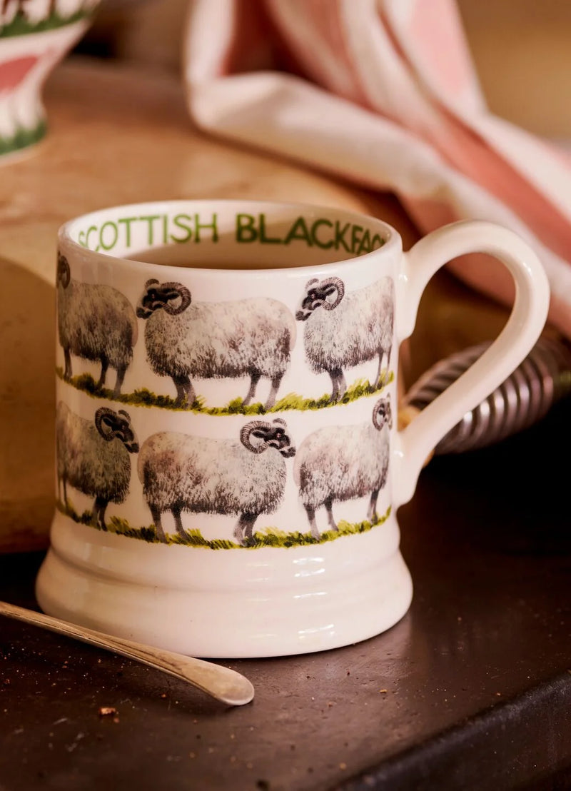 SCOTTISH BLACKFACE SHEEP 1/2 PINT MUG