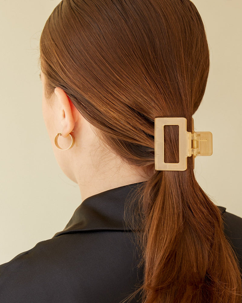 SQUARE HAIR CLAW NUDE