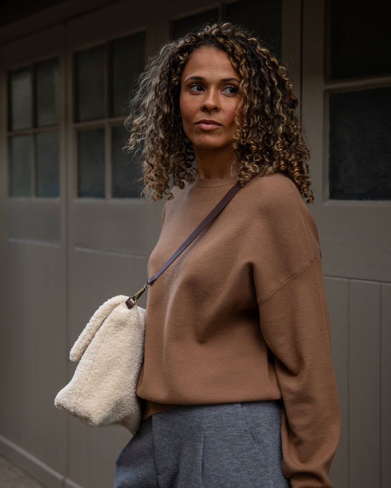 Chalk women’s Uma jumper brick red knitted close-up texture detail