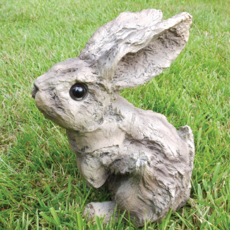 Decorative bunny sculpture with wood-effect texture, perfect for shelves or tabletops, 17 × 10 × 15cm, 0.25kg.
