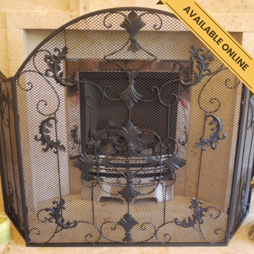 Rounded metal fire screen, H:79cm W:117cm, Weight:4.5kg.