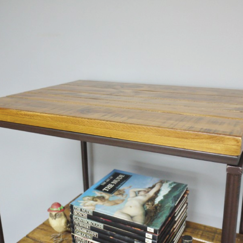 Slim-profile industrial bookshelf, 152cm tall by 50cm wide by 37cm deep, lightweight at 12.5kg, suited for urban or farmhouse decor.