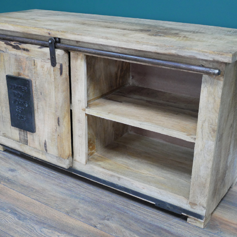 Modern-rustic industrial cabinet for TVs, featuring clean lines and sturdy build, 110cm wide, 61cm high, 40cm deep, 23.50kg.