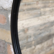 Decorative black-framed round mirror with industrial-style chain suspension, 46cm diameter, 7cm depth, total weight 2.8kg.