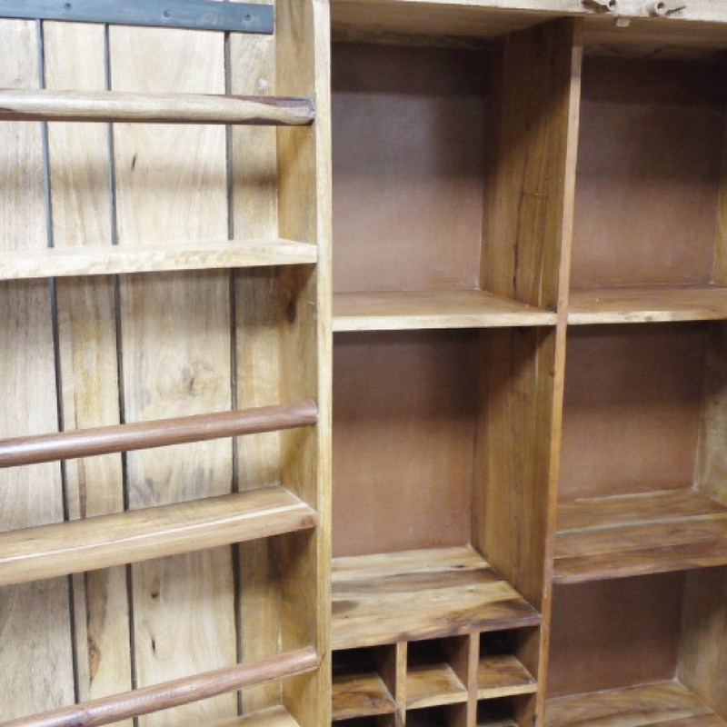 Heavy-duty rustic storage cupboard for kitchen or dining room, 180cm high, 98cm wide, 48cm deep, total weight 92.7kg.