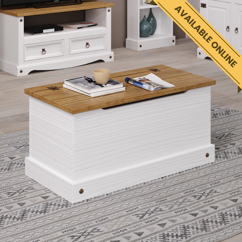 Rustic pine storage trunk ideal for blankets, toys, or seasonal items; height 44.5cm, width 90.2cm, depth 48cm; weight 16kg.