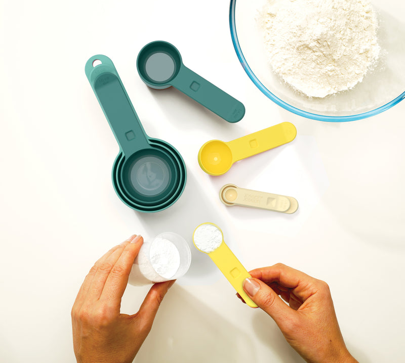 Joseph Joseph Measuring Cups